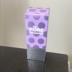 Benefit POREfessional Primer in Purple with Black Dots